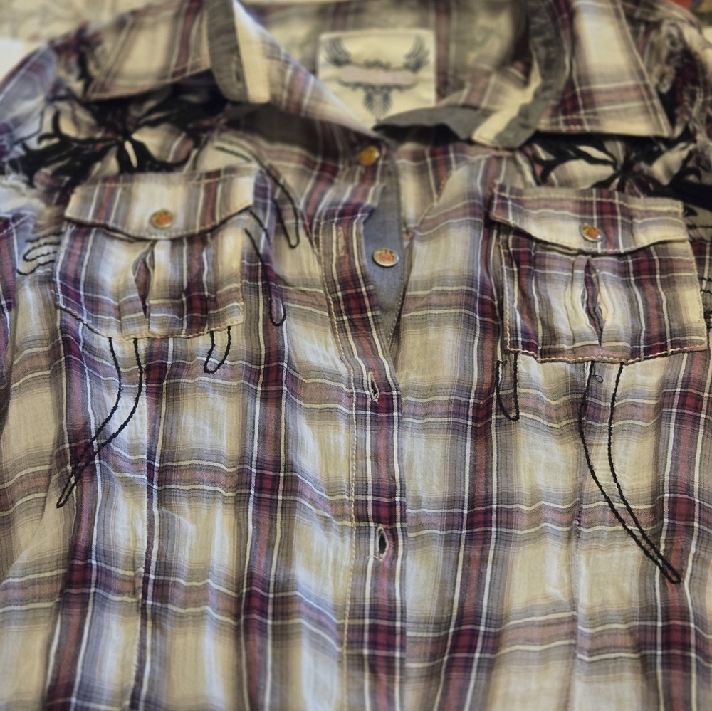 Roar Women's Plaid Button Down Shirt - Red and White
